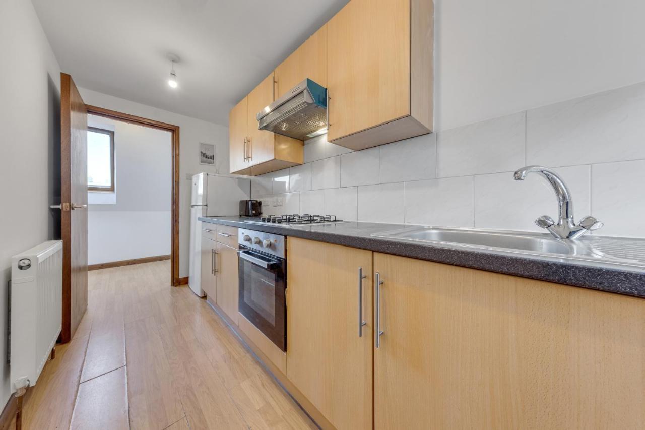 Cozy 1 Bed/Sleep 3/ London Exterior photo