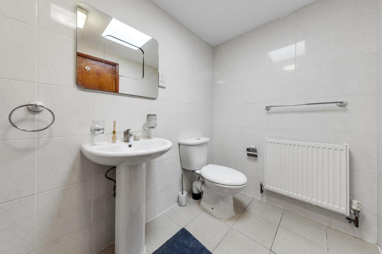 Cozy 1 Bed/Sleep 3/ London Exterior photo